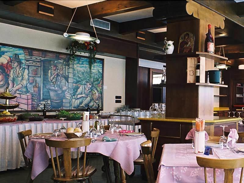 Hotel Stella Alpina Falcade Bagian luar foto
