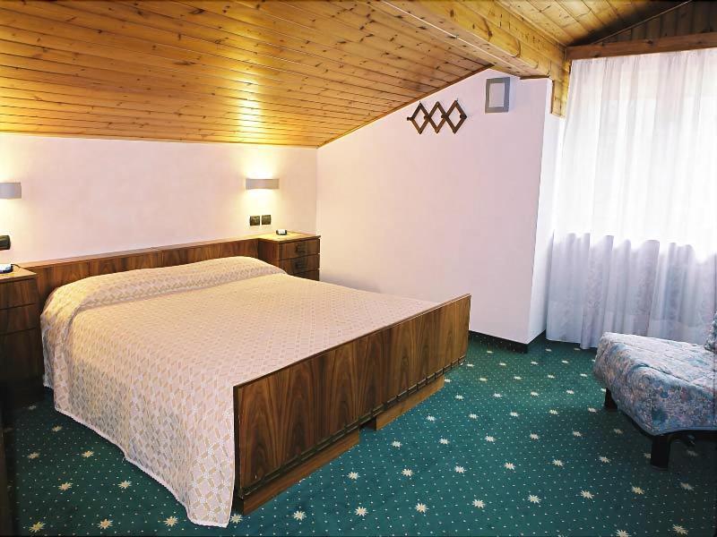 Hotel Stella Alpina Falcade Bagian luar foto