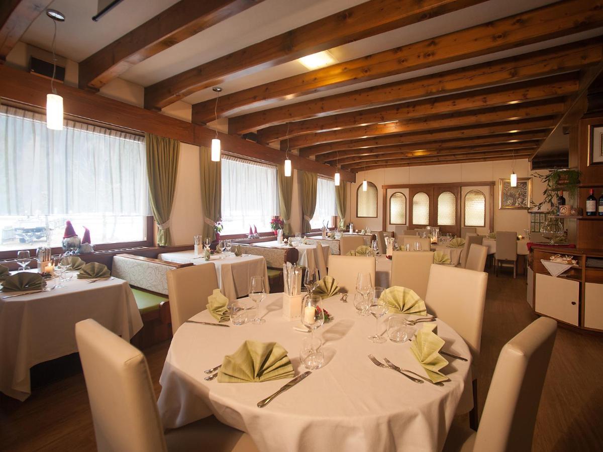 Hotel Stella Alpina Falcade Bagian luar foto