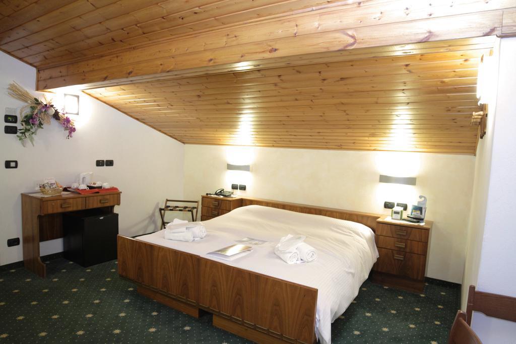 Hotel Stella Alpina Falcade Bagian luar foto